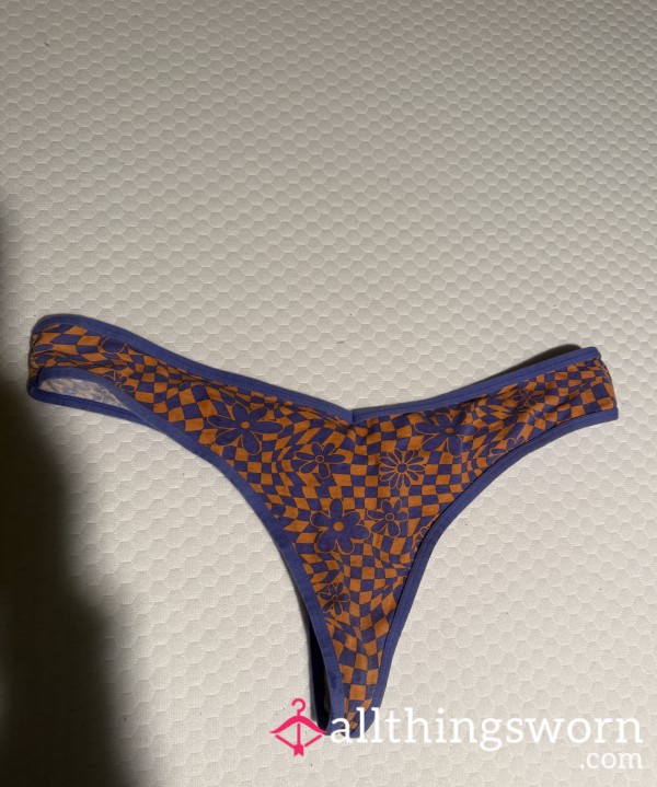 Groovy Themed Worn/used Thongs 🤪