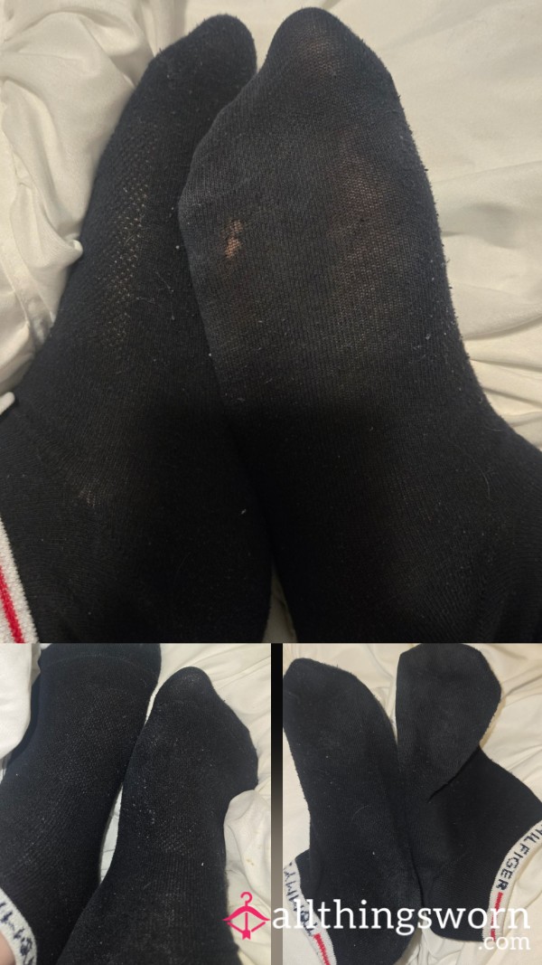 Gross Little Black Socks