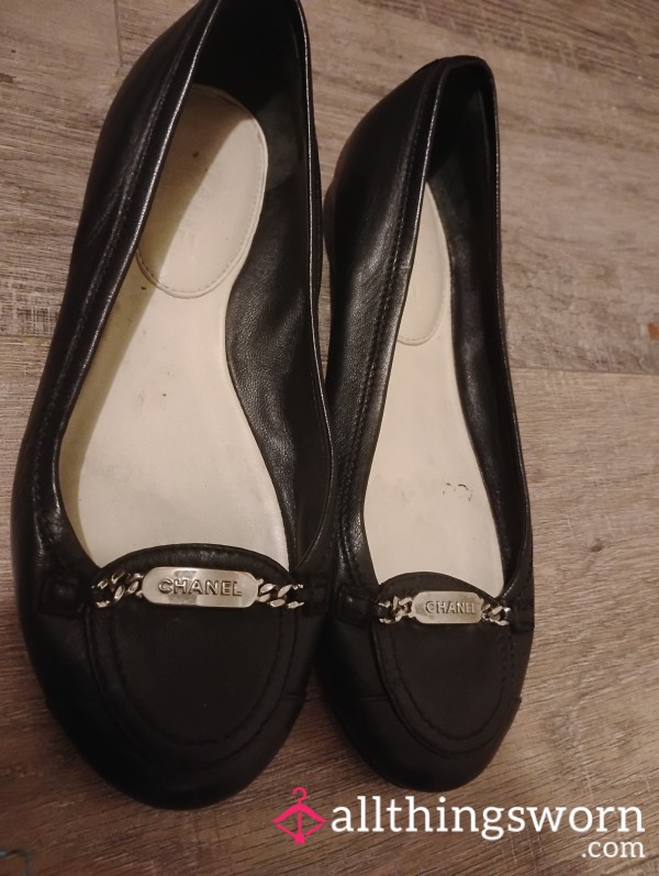 Gross Smelly Old Black Chanel Flats