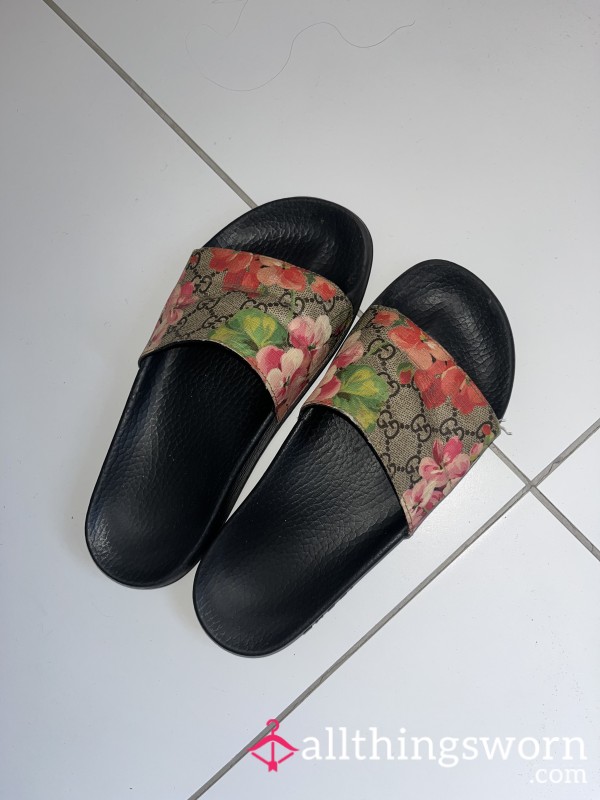 Gucci Slides 🤩