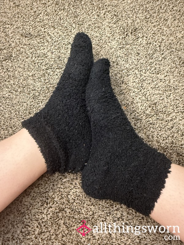 Gym Girl Rayas Sweaty Fluffy Black Socks 💦🖤