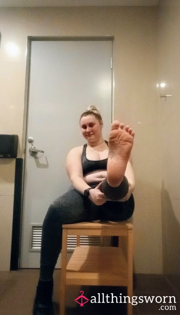 Gym Shoe And Sock Removal (35 Secs)