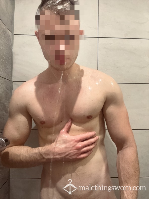 Gym Shower 😈