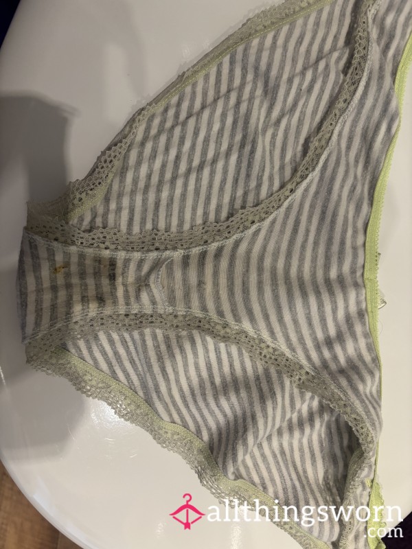 Gym Soaked Panties? Yes Please🥰🥰💦💦✨✨