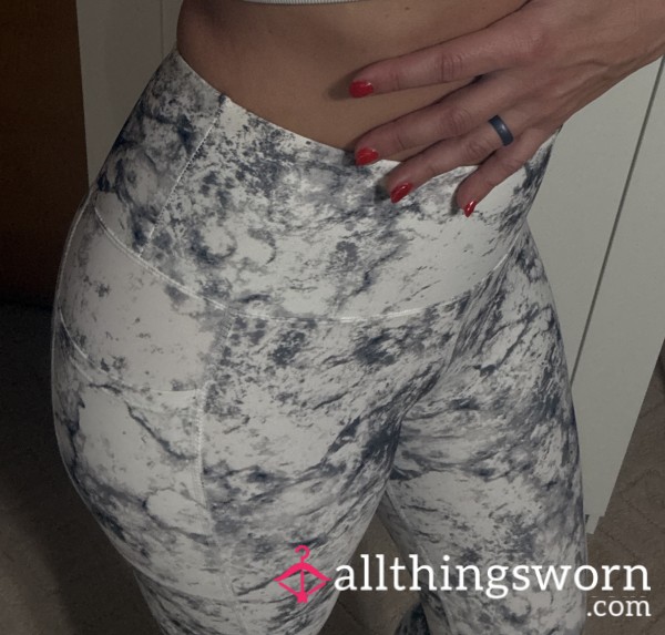 SOLD - Gym Stretch Pants