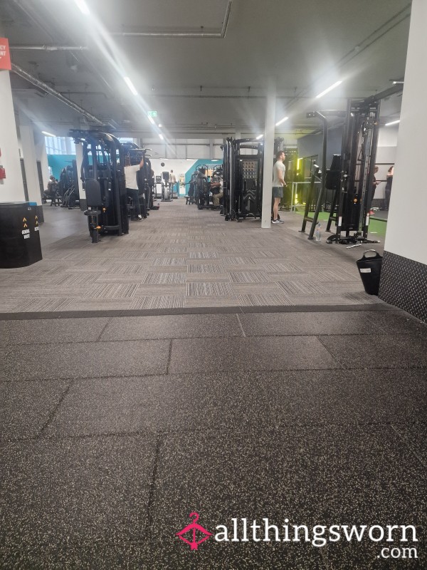 Gym Time 💪 Hot Sweaty Work Out Pending 🥵