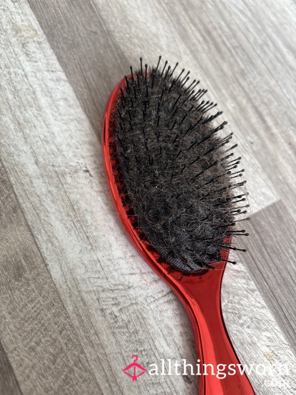 Hair Brush Contents