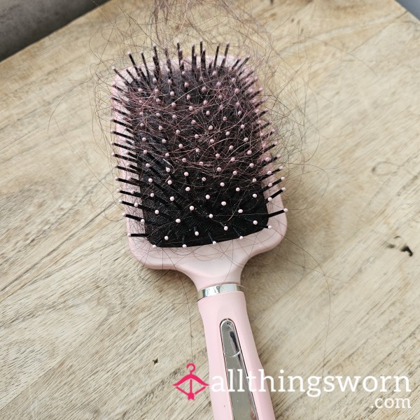 Hair Brush Emptying 🩷🖤