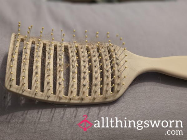 Hair.brush