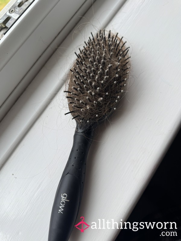 Hairbrush Full Of Hair — Absolutely Filthy & Raw 😍