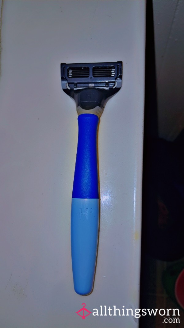 Hairy Used Razor 🪒