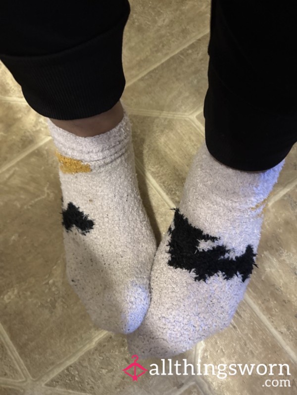 Halloween Fuzzy Socks- 1 Week Sweaty Wear!