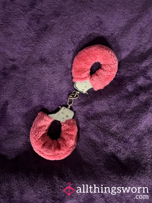 Hand Cuffs