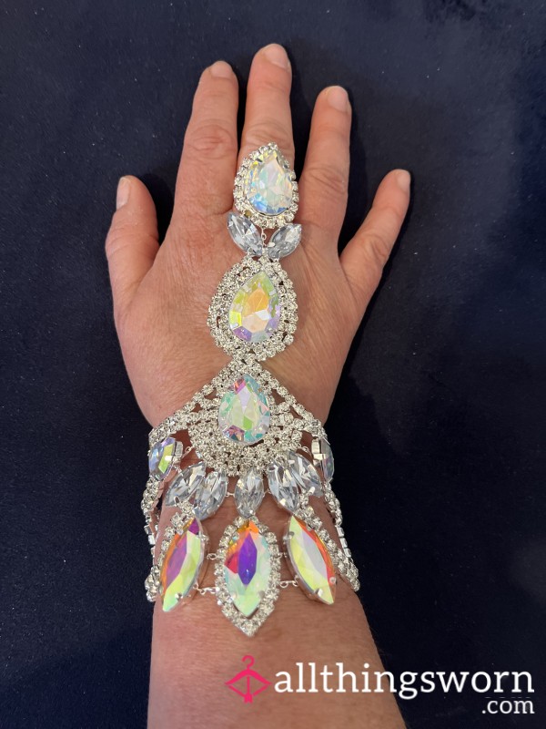 Hand Jewellery