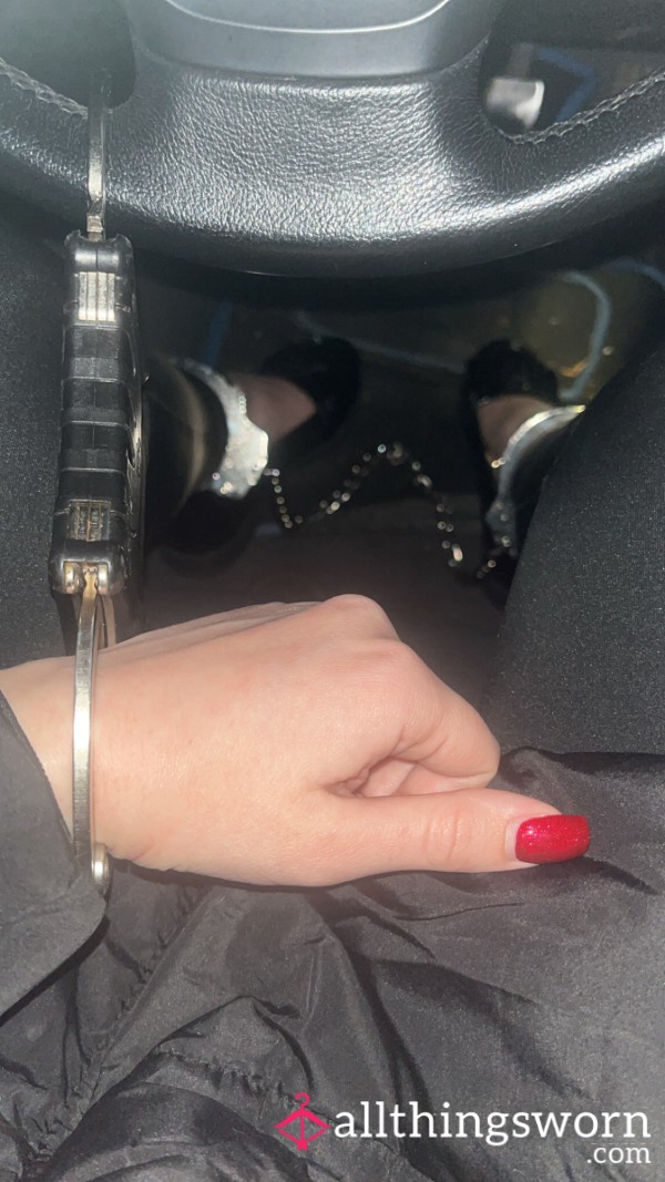 Handcuff And Legcuff Pictures👣 (9 Pictures)