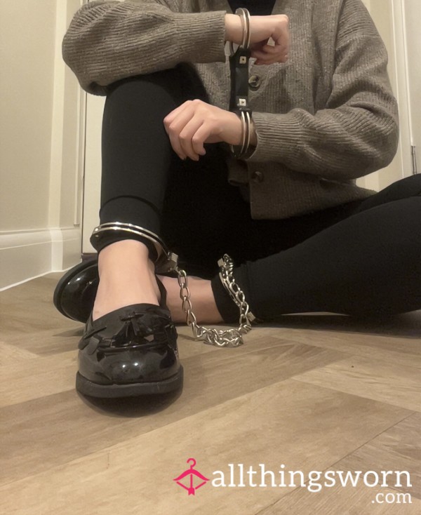 Handcuff Pictures👮🏻