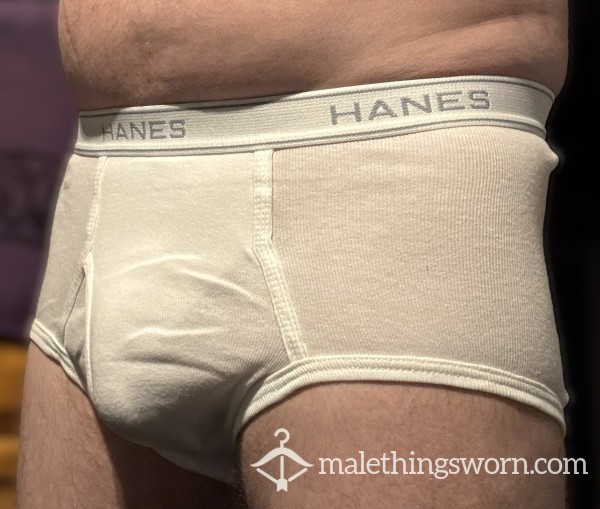 Hanes Briefs - White  - Size M (92)