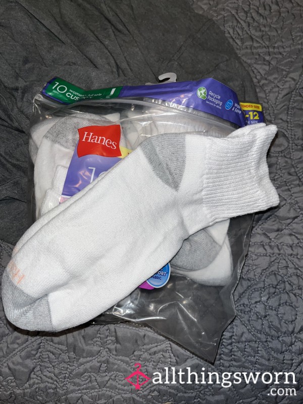 Hanes White Ankle Socks