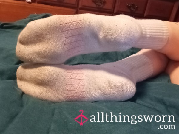 Hanes White Crew Socks