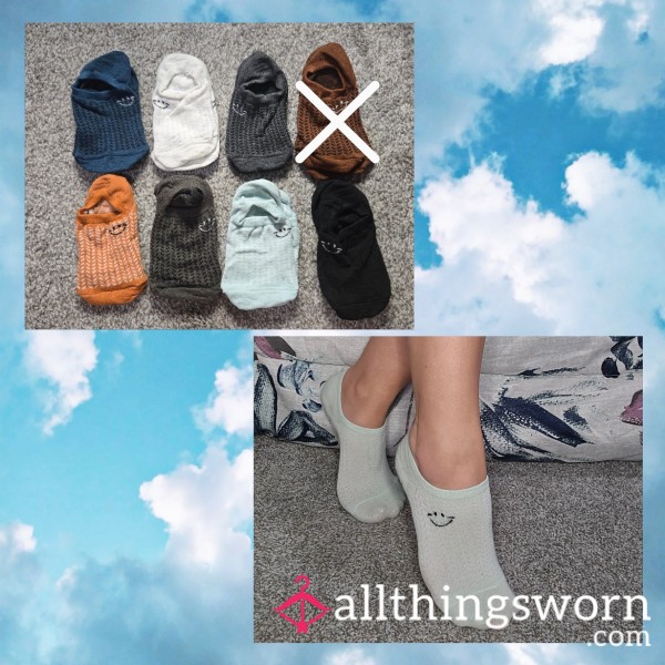 Happy Face No Show Socks