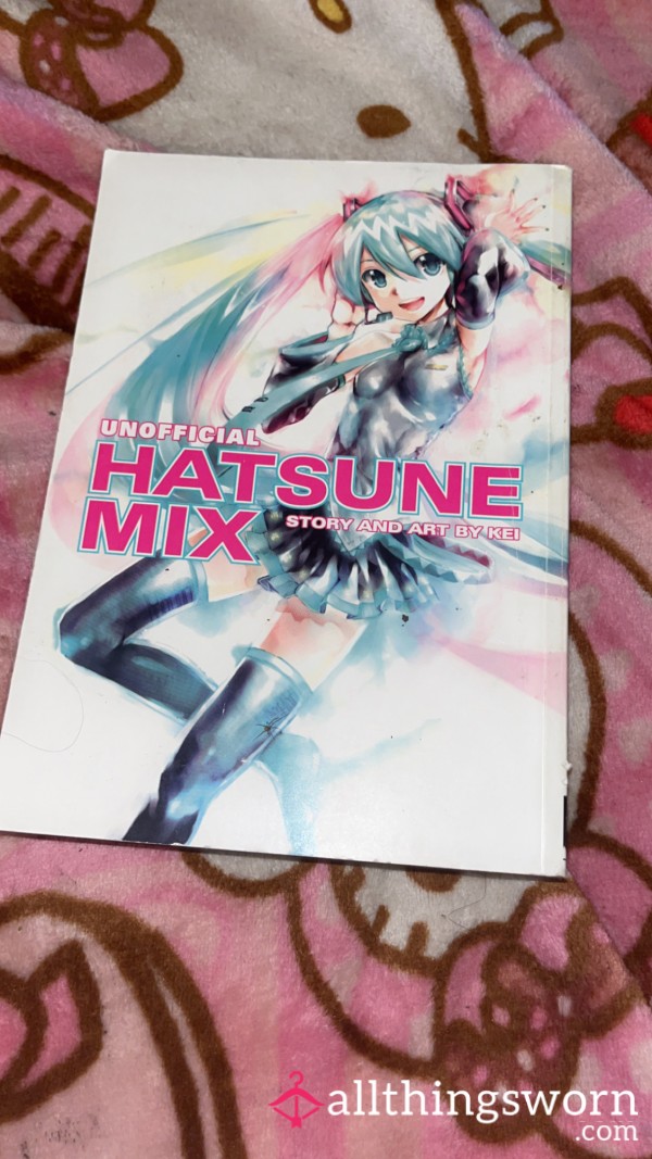 Hatsune Miku Manga Art Book 📚💗
