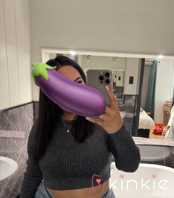 Have Your D*ck Rated By A Group Of 480+ Girls🍆 50% OFF TODAY! USUALLY £70