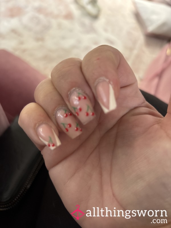 Have Your Initials On My Nails 💅