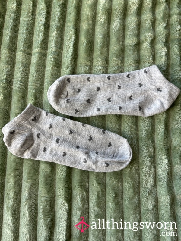 Heart Patterned Ankle Socks