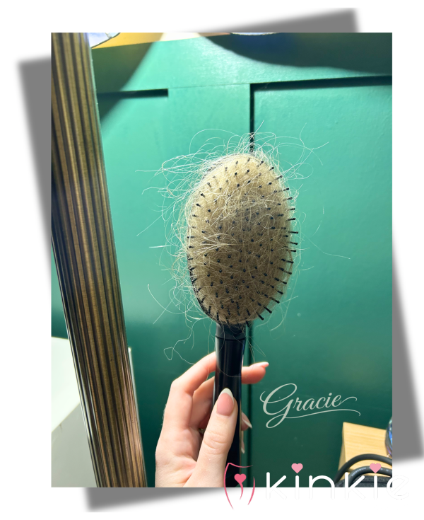 Heavenly Hairbrush ✨ Gracie’s Golden Locks ✨