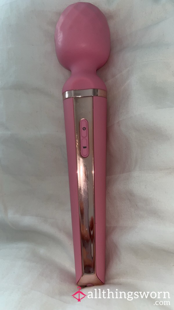 Heavily Used Pink Wand🪄