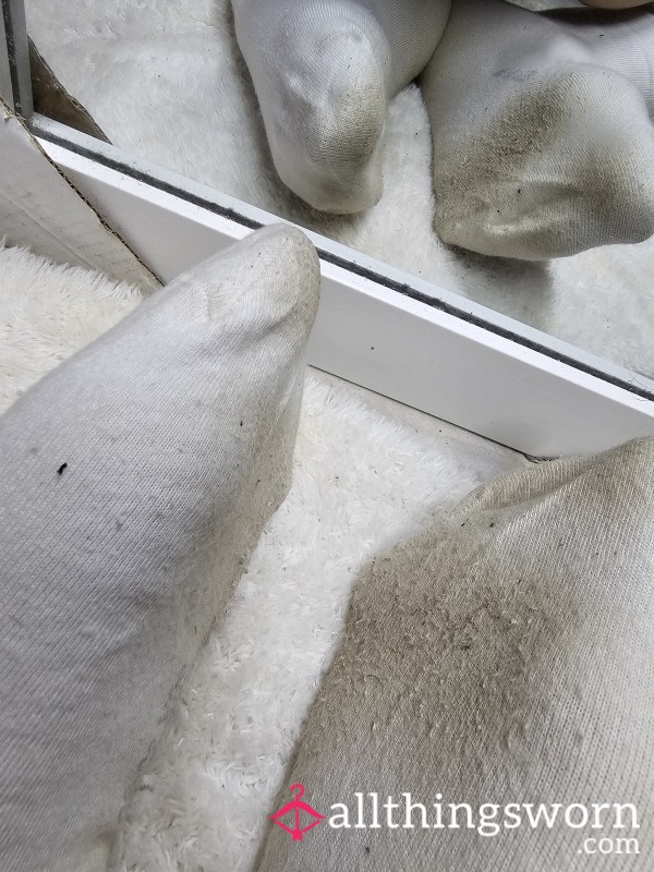 🧦 White Long Socks