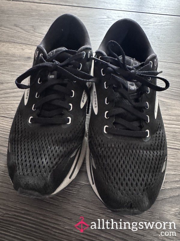 HEAVILY Worn Brooks Ghost