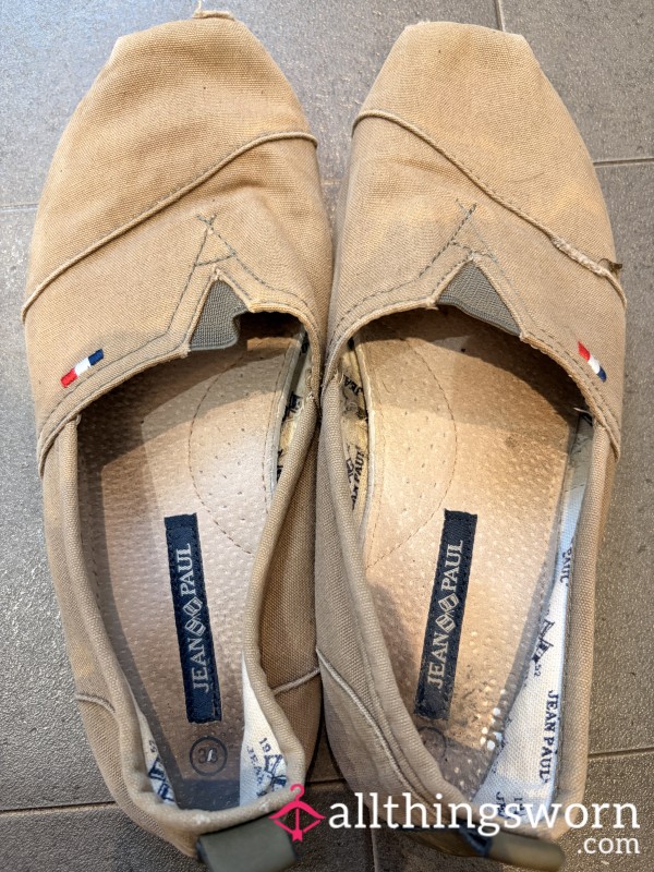 12 HOURS - RELOCATING My Barefoot Daily Slip-Ons - Deep Interior Wear & Strong Lived-In Scent