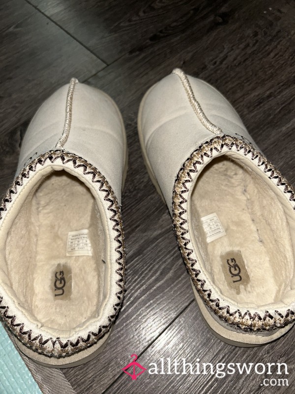 Heavily Worn Slippers Always Worn With No Socks. 12month Wear Strong Smell Of My Feet