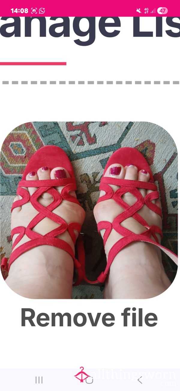 Heavy S**y Used Red Sandals👸🤗