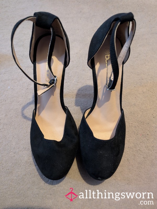 Heel With Ankle Strap Size 6