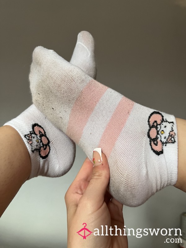 Hello Kitty Ankle Socks