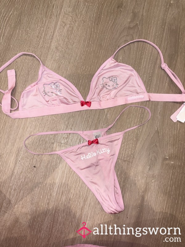 Hello Kitty Bra And Panties Set - New