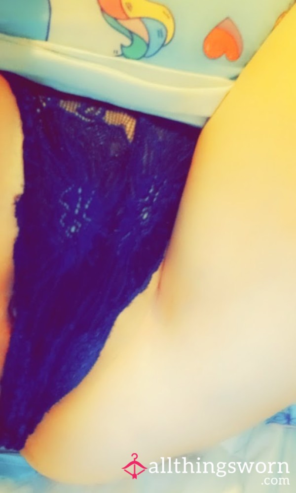 Hello Kitty! Close And Personal. 😈🎀😍