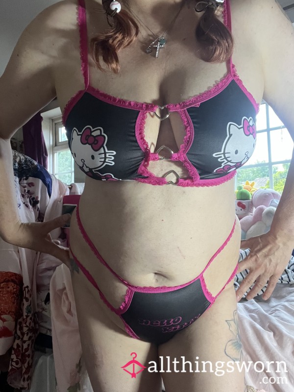 Hello Kitty Lingerie
