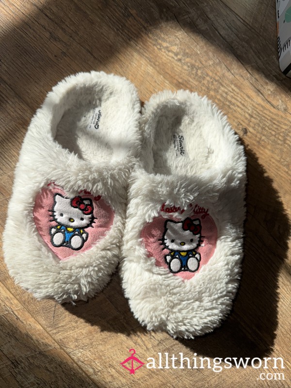 Hello Kitty Slippers
