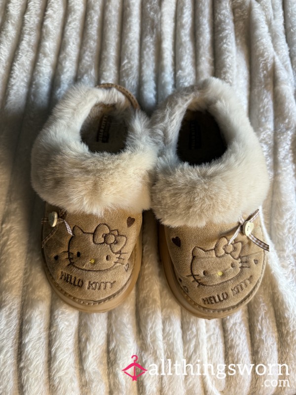 Hello Kitty Slippers