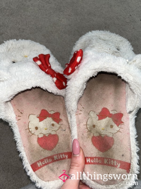 Hello Kitty Slippers