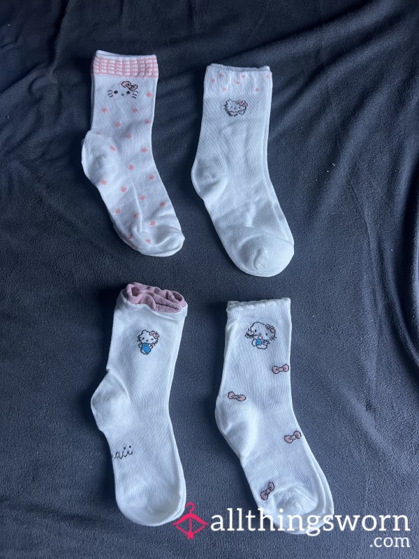 Hello Kitty Socks