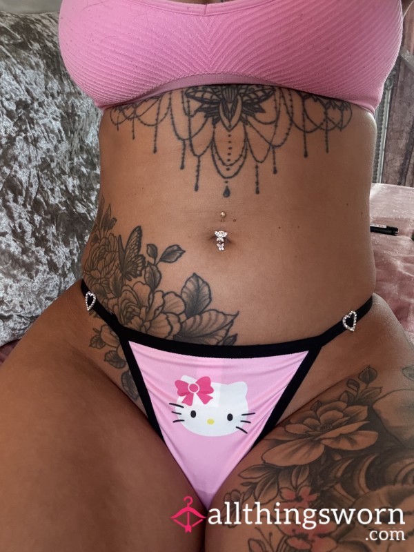Hello Kitty Gstring🐱💗