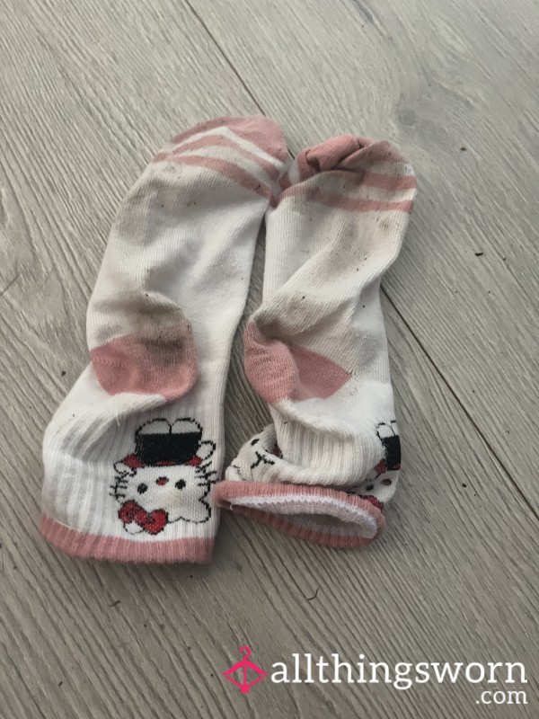 Hello Kitty 5 Day Worn Socks