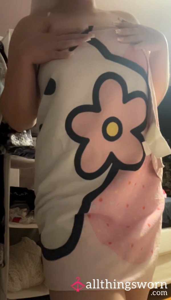 Well Used Hello Kitty Towel 💖💦