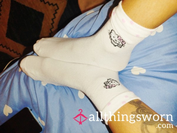 Hello Kitty White Socks Ready To Wear For A Week, Two Weeks, Or A Month... Just Tell Me What You Have In Mind