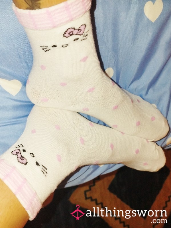 Hello Kitty White Socks Ready To Wear For A Week, Two Weeks, Or A Month... Just Tell Me What You Have In Mind