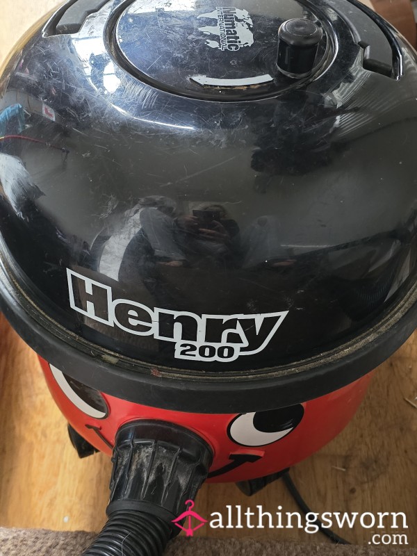 Henry Hoover With A Cameo From My Feet